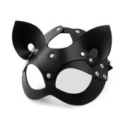 Эффектная кожаная маска кошки с ушками